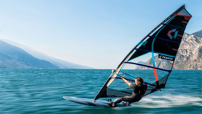 Downhaul Tension Automatic Adjustment System