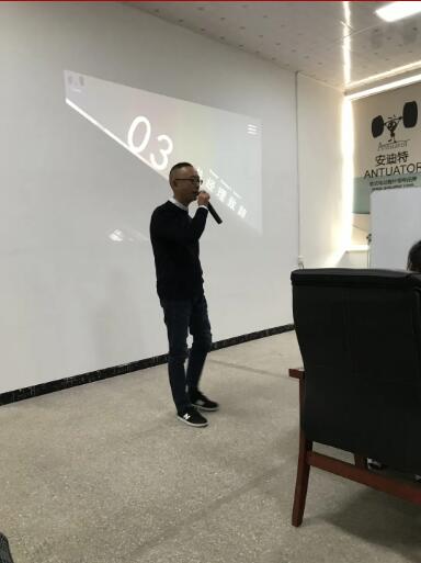 1611196522144548.jpg 電動推桿廠年會.jpg